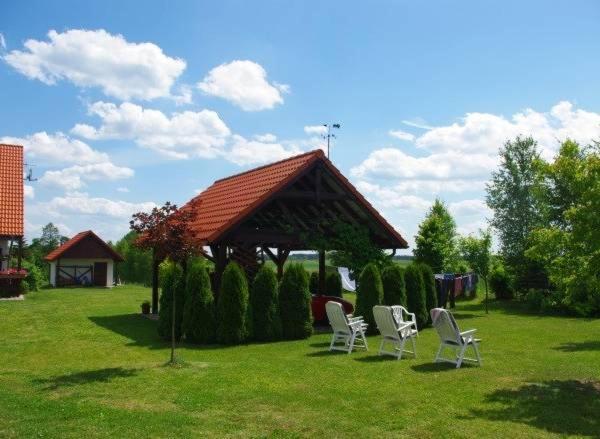 Mietkie Pole Villa Bagian luar foto