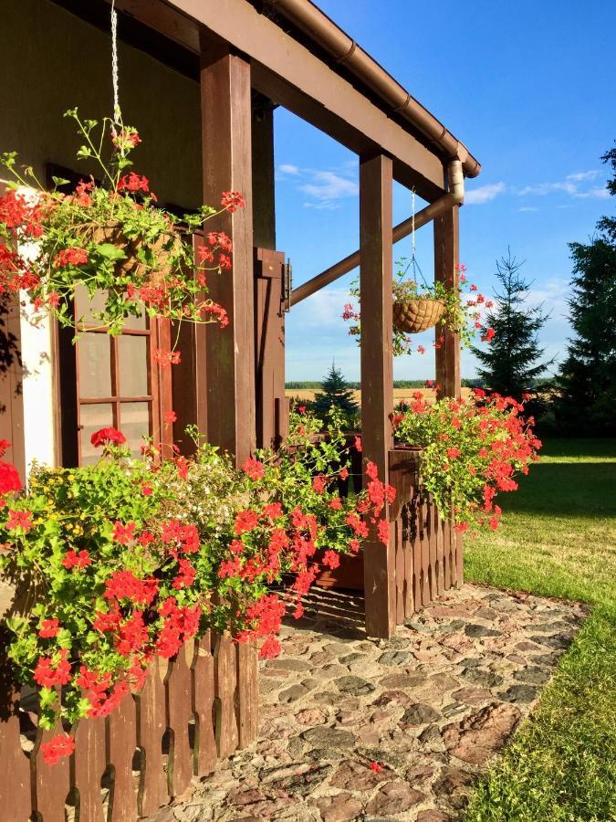 Mietkie Pole Villa Bagian luar foto